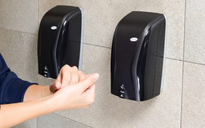 As nossas mãos trabalham o dia inteiro. Quem cuida delas?